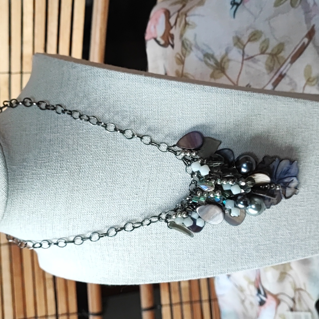 Purple Carved Purple Mother Of Pearl Crystal Faux Pearls Bauble Opaline Necklace